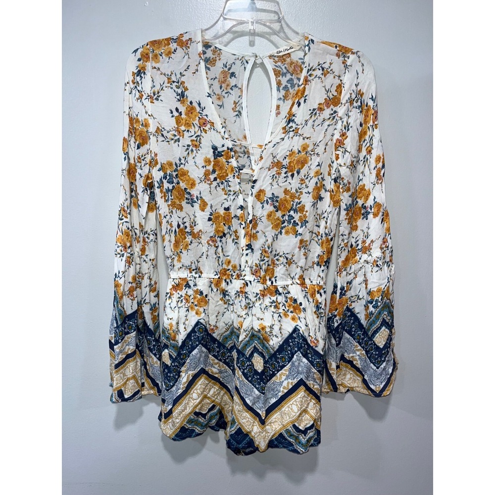 Floral Bohemian Bell Sleeve Blouse With Chevron Hem By Chloe & Katie Small